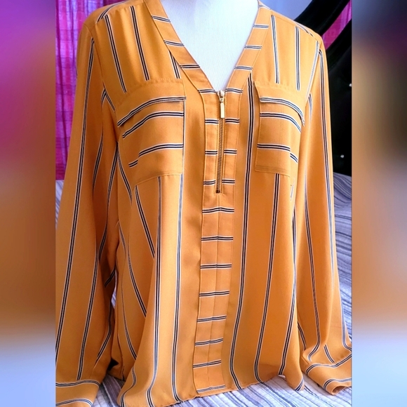 Express Striped Yellow and Blue Shirt - Picture 4 of 8